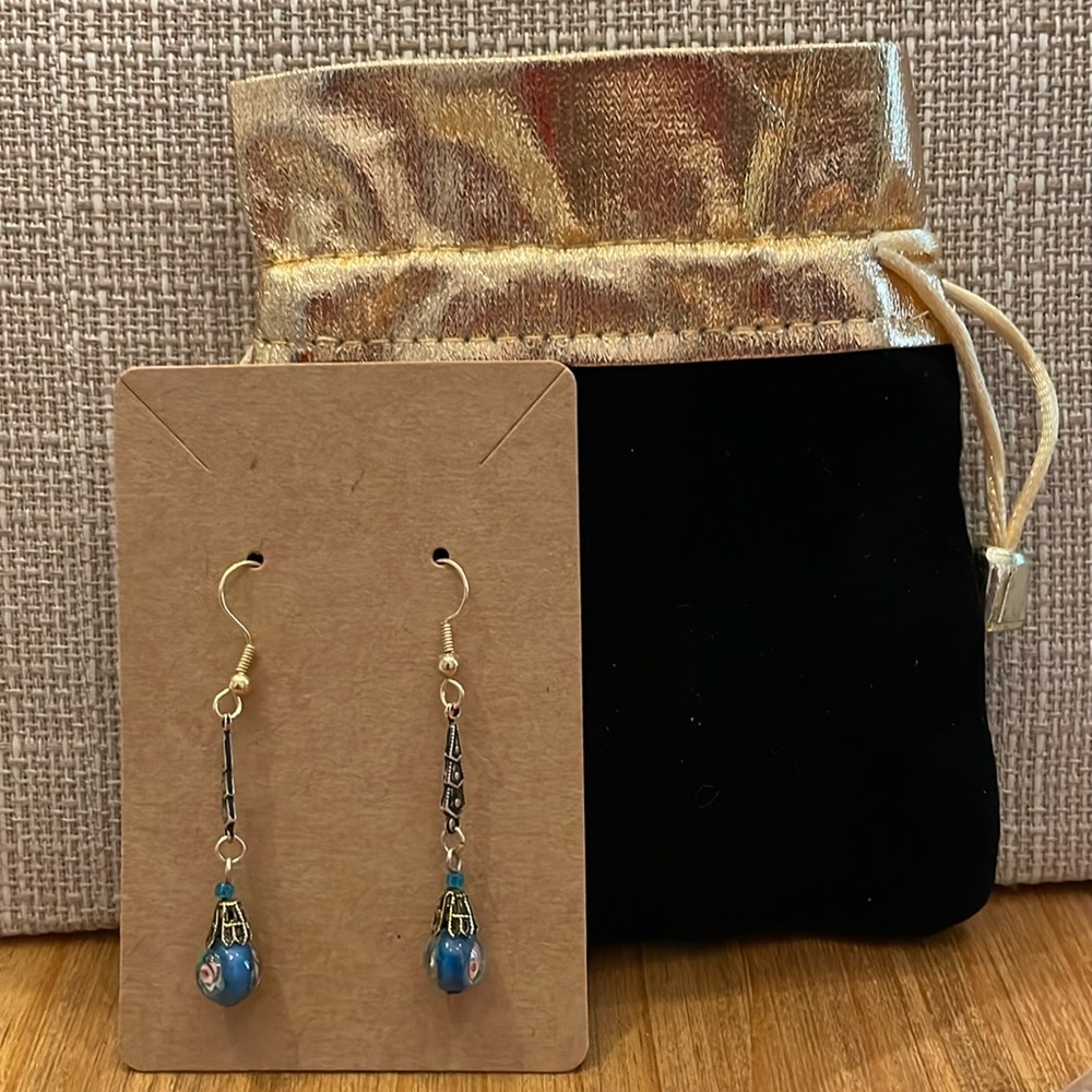 Beautiful glass beaded earrings. Vintage rose in the bead. Boho hippie Victorian